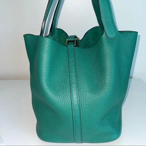 Hermès Picotin Lock 22 in Green - Picture 3 of 10